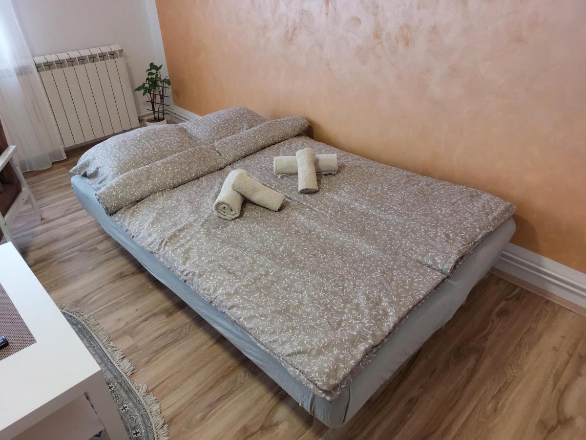 Apartman Centar 스렘스카 미트로비차 외부 사진