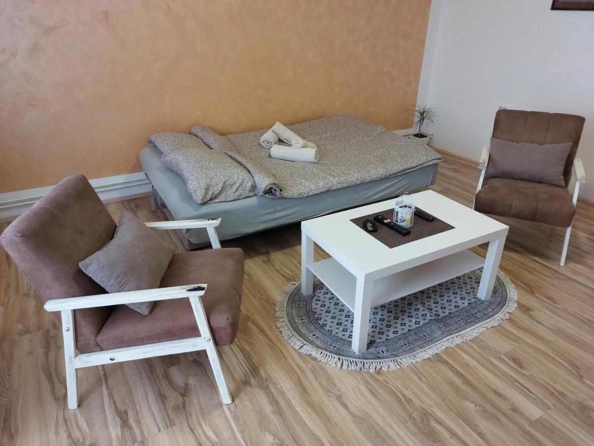 Apartman Centar 스렘스카 미트로비차 외부 사진